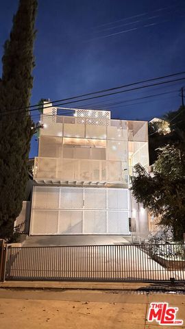 444 W Avenue 37, Los Angeles, CA 90065