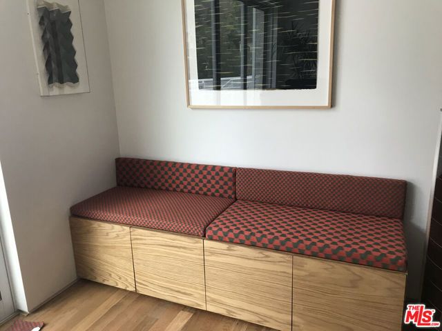 444 W Avenue 37, Los Angeles, CA 90065