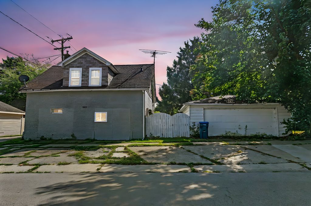 1101 Adams Street, North Chicago, IL 60064