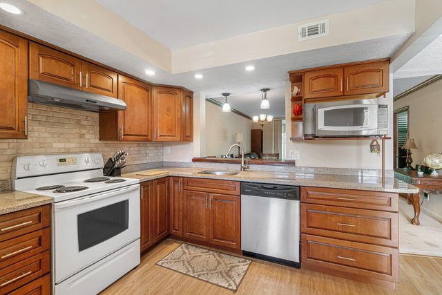 7610 NW 18th Street 102, Margate, FL 33063