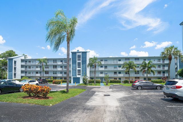 7610 NW 18th Street 102, Margate, FL 33063
