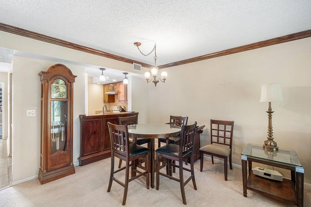 7610 NW 18th Street 102, Margate, FL 33063