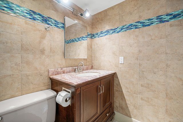 7610 NW 18th Street 102, Margate, FL 33063