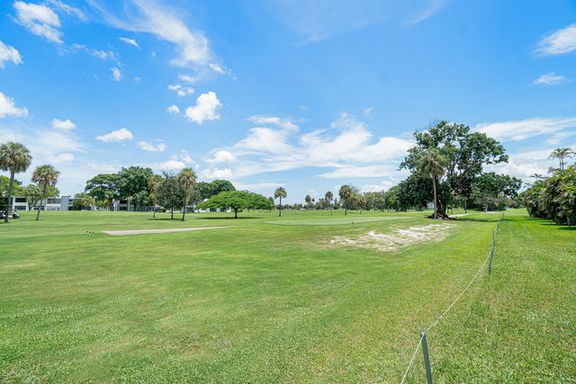 7610 NW 18th Street 102, Margate, FL 33063