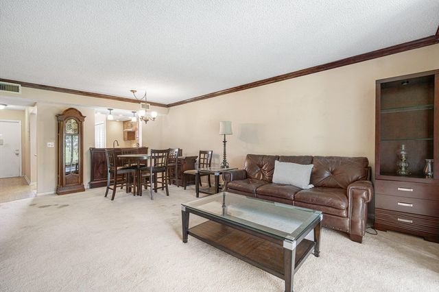 7610 NW 18th Street 102, Margate, FL 33063