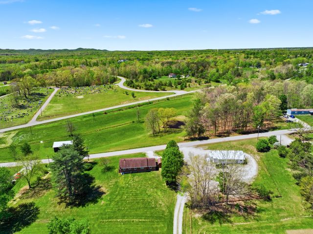 120 New Cut Road, Jeffersonville, KY 40337