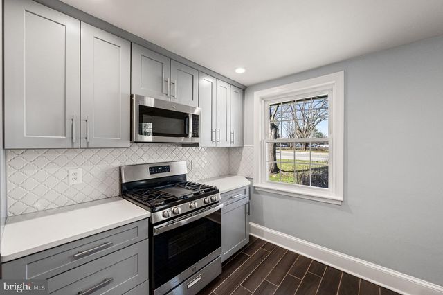 120 E GERMANTOWN PIKE, Plymouth Meeting, PA 19462