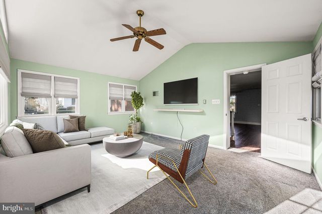 120 E GERMANTOWN PIKE, Plymouth Meeting, PA 19462
