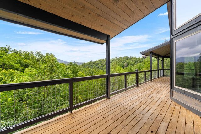 3123 Laughing Pine Lane, Sevierville, TN 37862