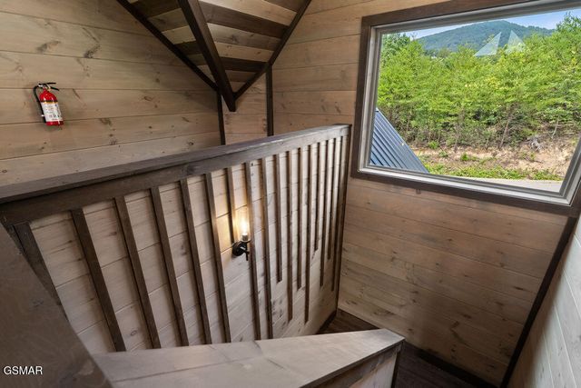 3123 Laughing Pine Lane, Sevierville, TN 37862