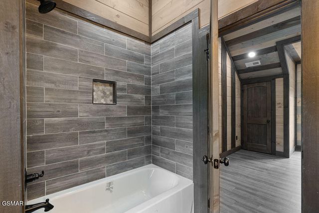 3123 Laughing Pine Lane, Sevierville, TN 37862