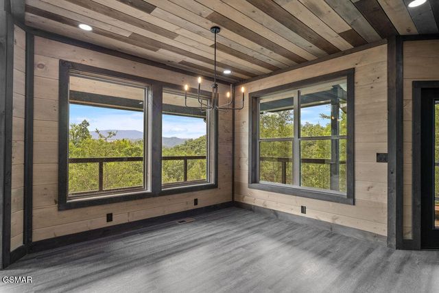 3123 Laughing Pine Lane, Sevierville, TN 37862