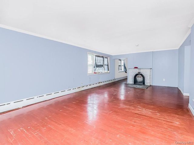20 Saint Josephs Avenue, Yonkers, NY 10703