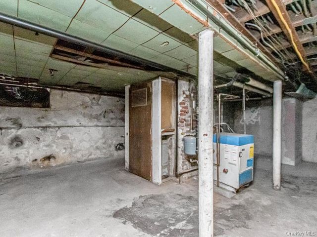 20 Saint Josephs Avenue, Yonkers, NY 10703