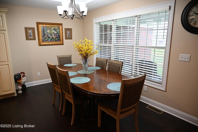 105 Riggs Blvd, Bardstown, KY 40004