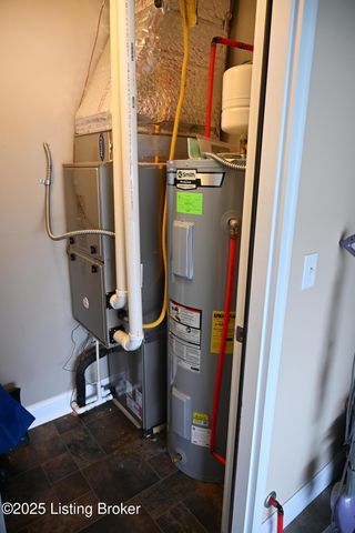 105 Riggs Blvd, Bardstown, KY 40004