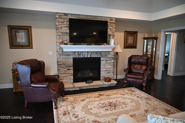 105 Riggs Blvd, Bardstown, KY 40004