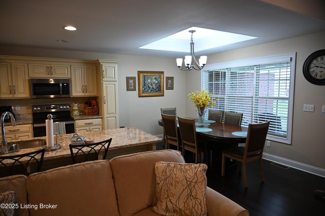 105 Riggs Blvd, Bardstown, KY 40004