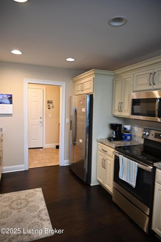 105 Riggs Blvd, Bardstown, KY 40004