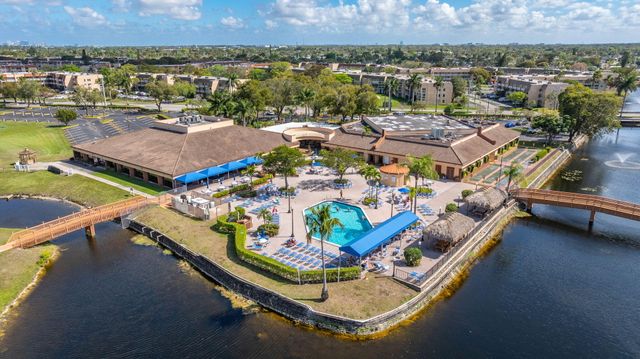 9201 Sunrise Lakes Boulevard 310, Sunrise, FL 33322