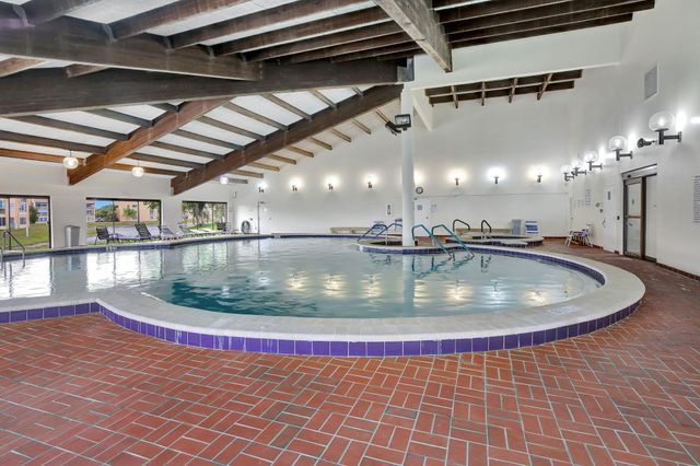 9201 Sunrise Lakes Boulevard 310, Sunrise, FL 33322