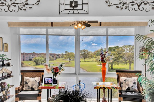 9201 Sunrise Lakes Boulevard 310, Sunrise, FL 33322