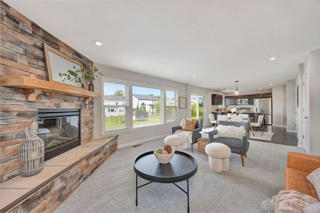 105 Sweetgum Lane, Springboro, OH 45066