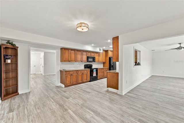 1810 MILFORD CIRCLE, Sun City Center, FL 33573