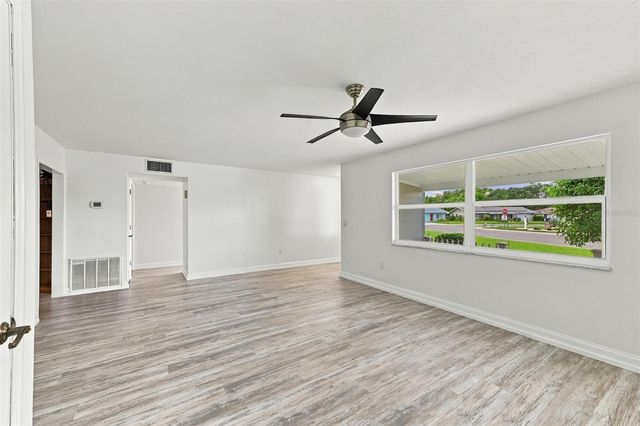 1810 MILFORD CIRCLE, Sun City Center, FL 33573