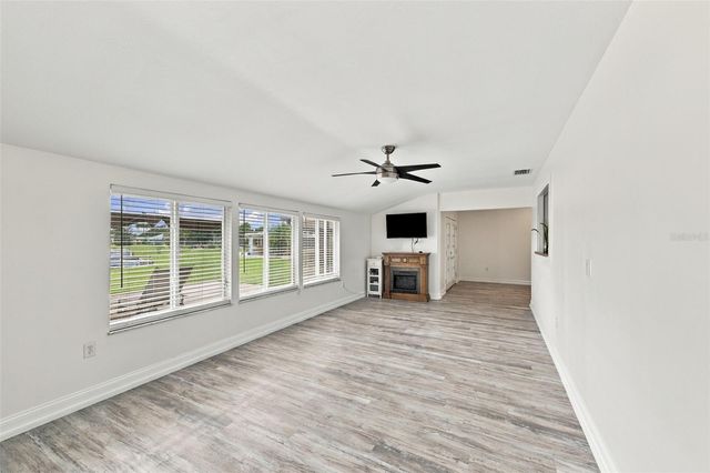 1810 MILFORD CIRCLE, Sun City Center, FL 33573