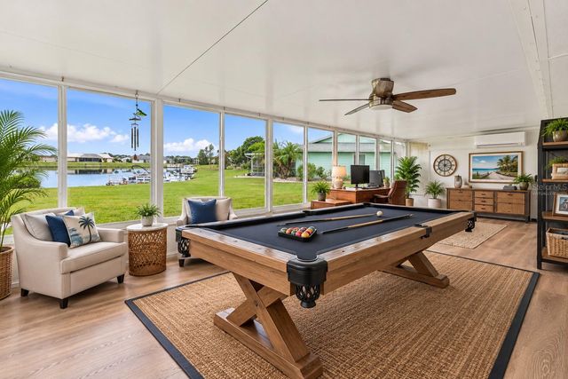 1810 MILFORD CIRCLE, Sun City Center, FL 33573