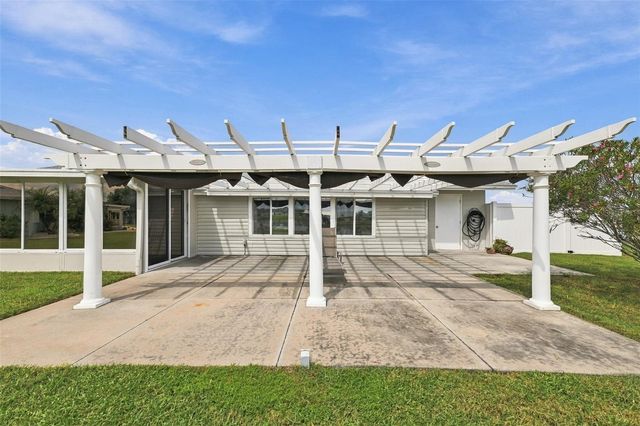 1810 MILFORD CIRCLE, Sun City Center, FL 33573