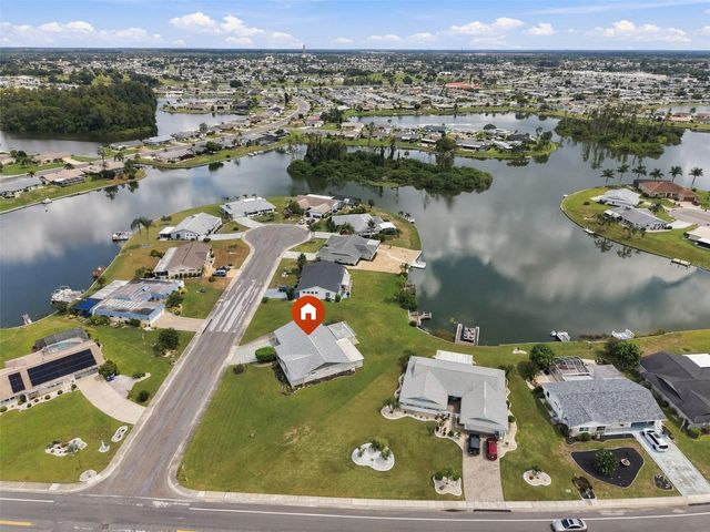 1810 MILFORD CIRCLE, Sun City Center, FL 33573