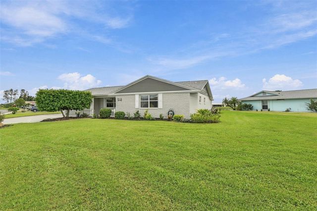 1810 MILFORD CIRCLE, Sun City Center, FL 33573