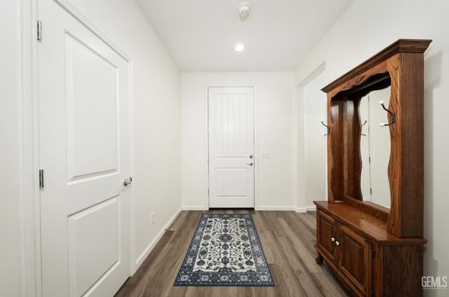 14024 Boon Way, Bakersfield, CA 93311