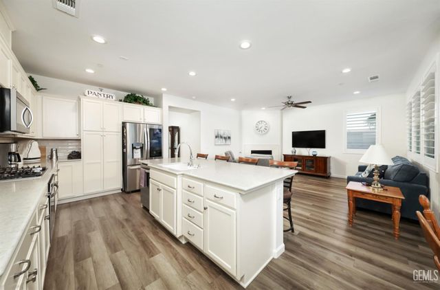 14024 Boon Way, Bakersfield, CA 93311