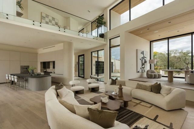 18808 Canyon Crest Drive, Villa Park, CA 92861