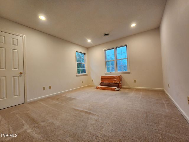 13903 Vintage View, Abingdon, VA 24210