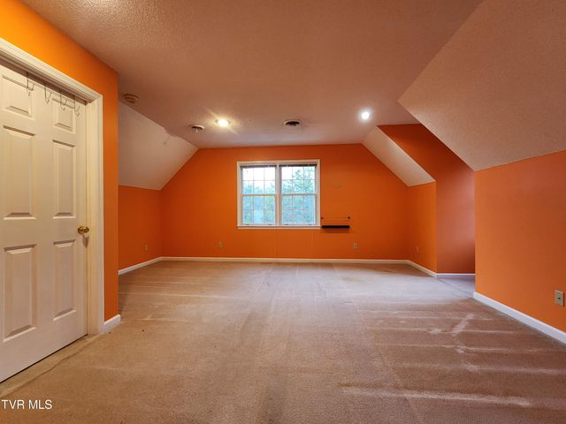 13903 Vintage View, Abingdon, VA 24210