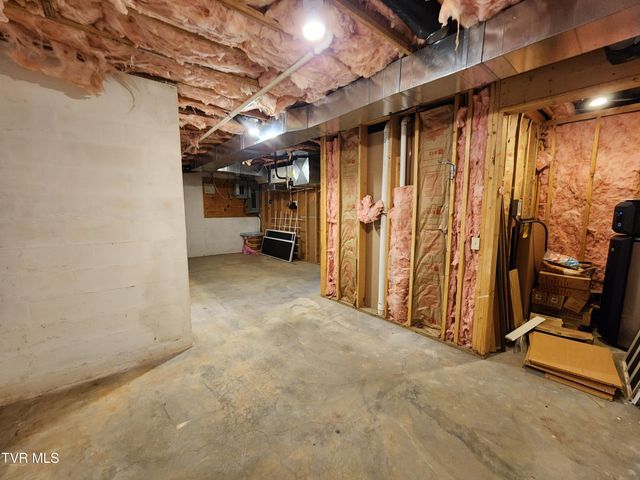 13903 Vintage View, Abingdon, VA 24210