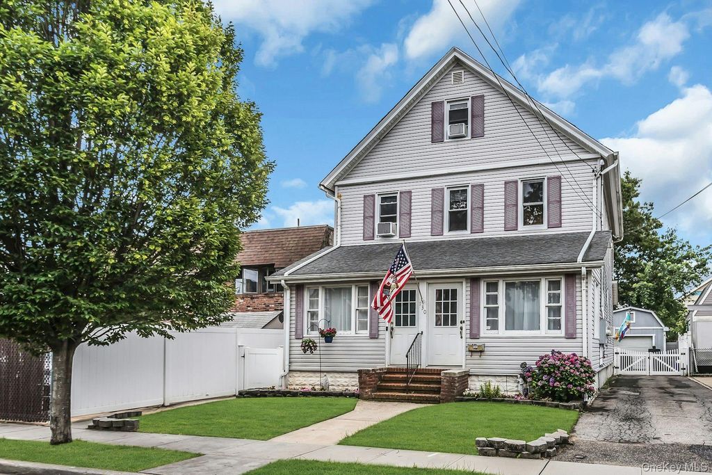 130 E Fairview Avenue, Valley Stream, NY 11580