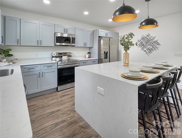 4330 Colebrook Road, Charlotte, NC 28215