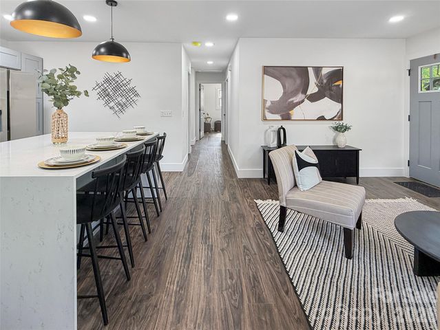 4330 Colebrook Road, Charlotte, NC 28215