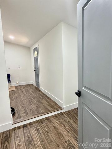 4330 Colebrook Road, Charlotte, NC 28215