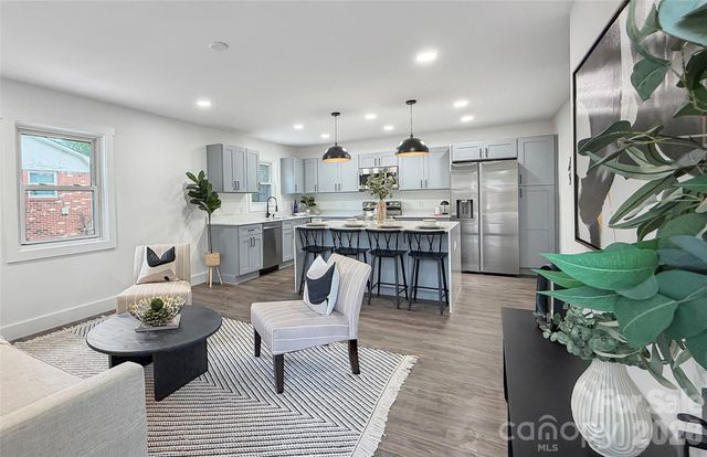 4330 Colebrook Road, Charlotte, NC 28215