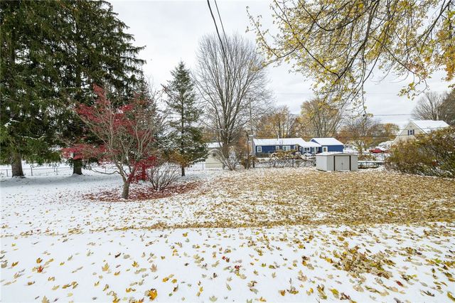 982 Gravel Road, Webster, NY 14580