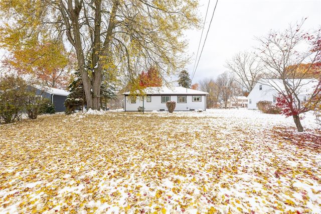 982 Gravel Road, Webster, NY 14580