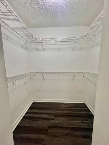 1215 N Benoist Farms Road 203, West Palm Beach, FL 33411
