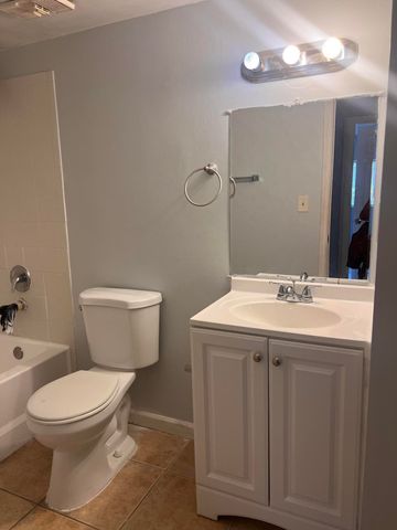 1215 N Benoist Farms Road 203, West Palm Beach, FL 33411