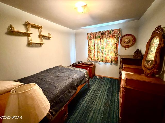 2224 N Metcalf Street, Lima, OH 45801